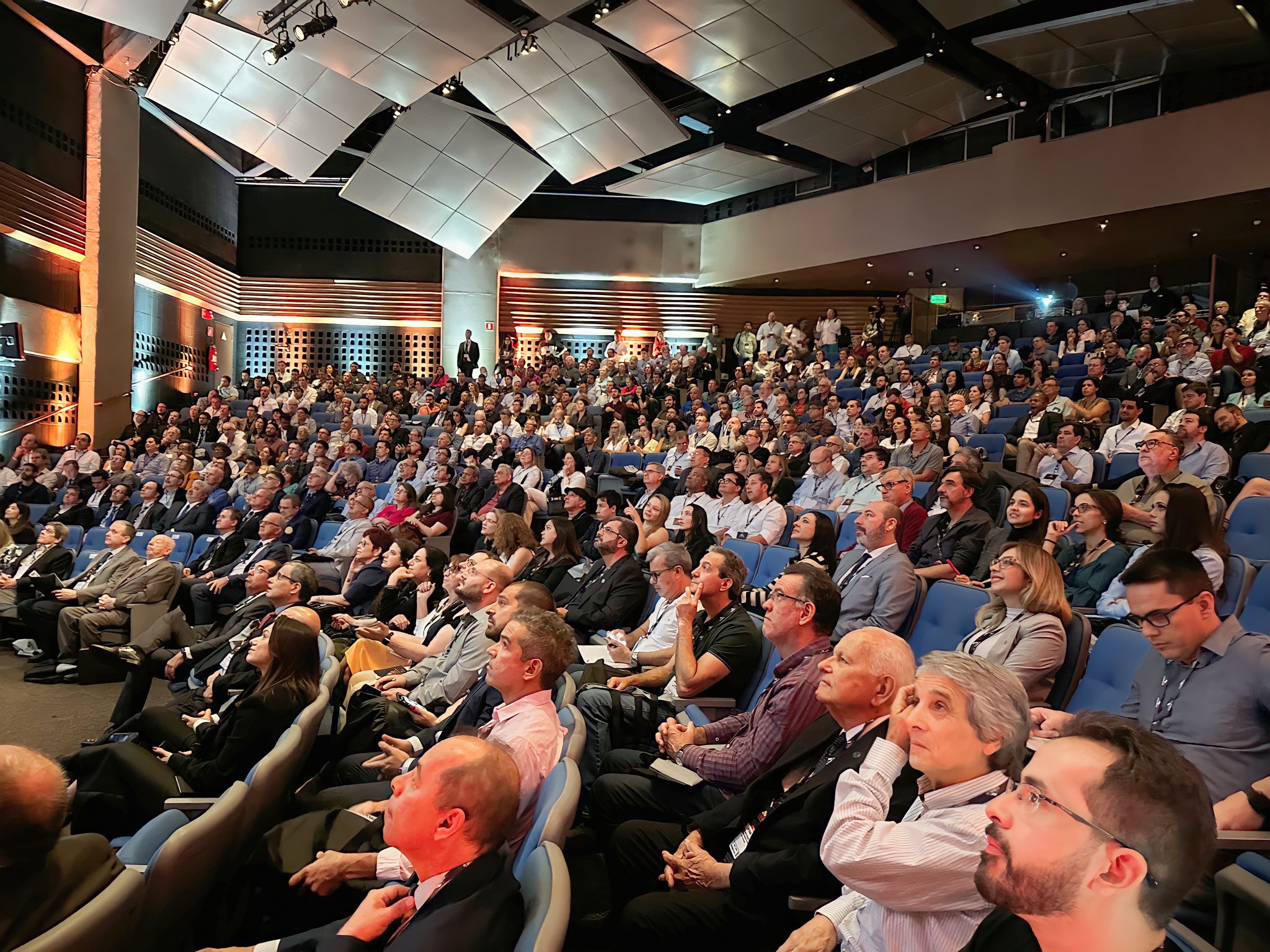 Crea Mt Presente Em Xxii Congresso Brasileiro De Engenharia De